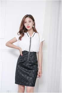 模特帥帥的時尚演繹 通勤女裝拍攝的藝術(shù)與氣質(zhì)呈現(xiàn)